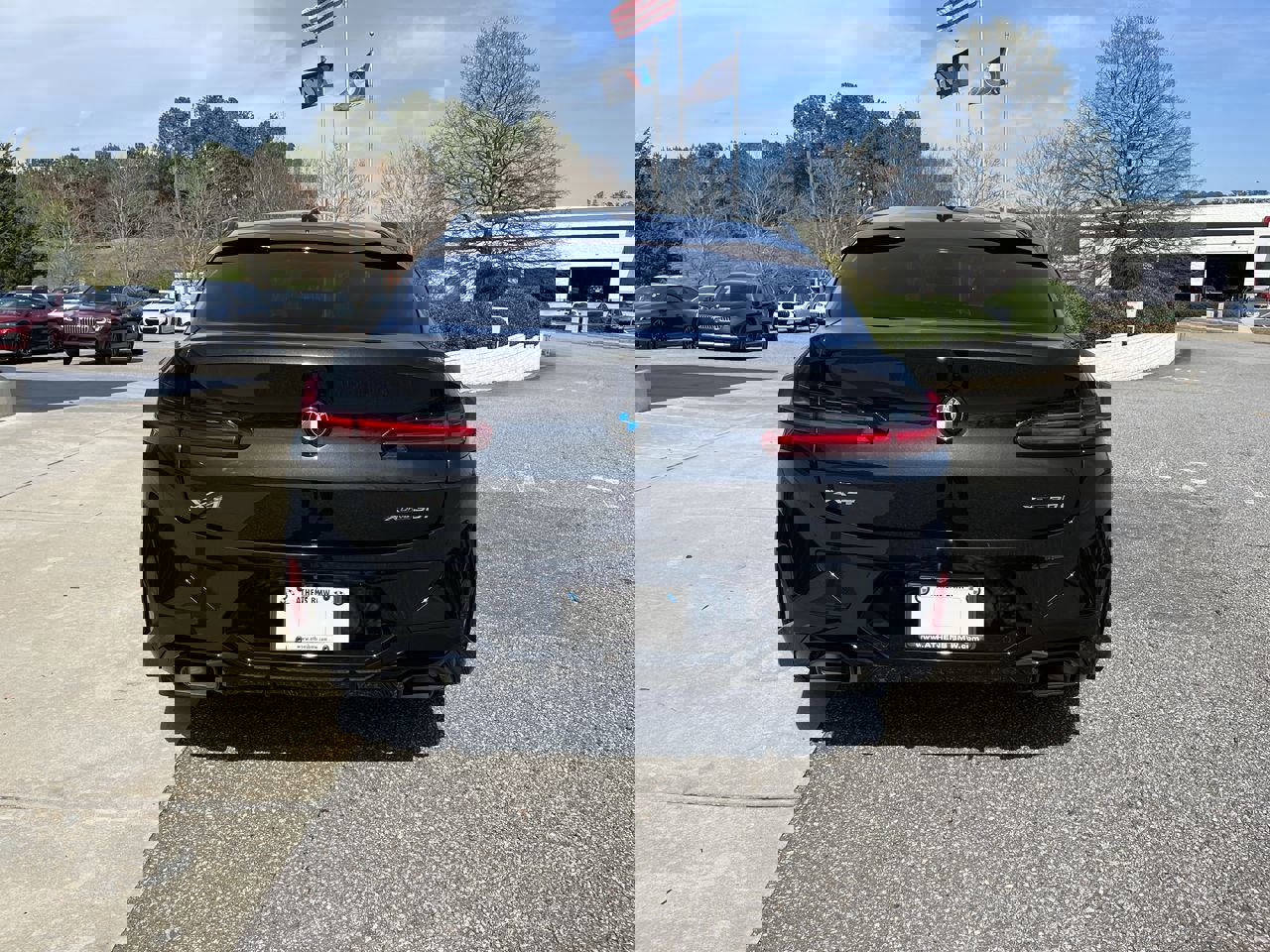 Certified 2025 BMW X4 xDrive30i image 7