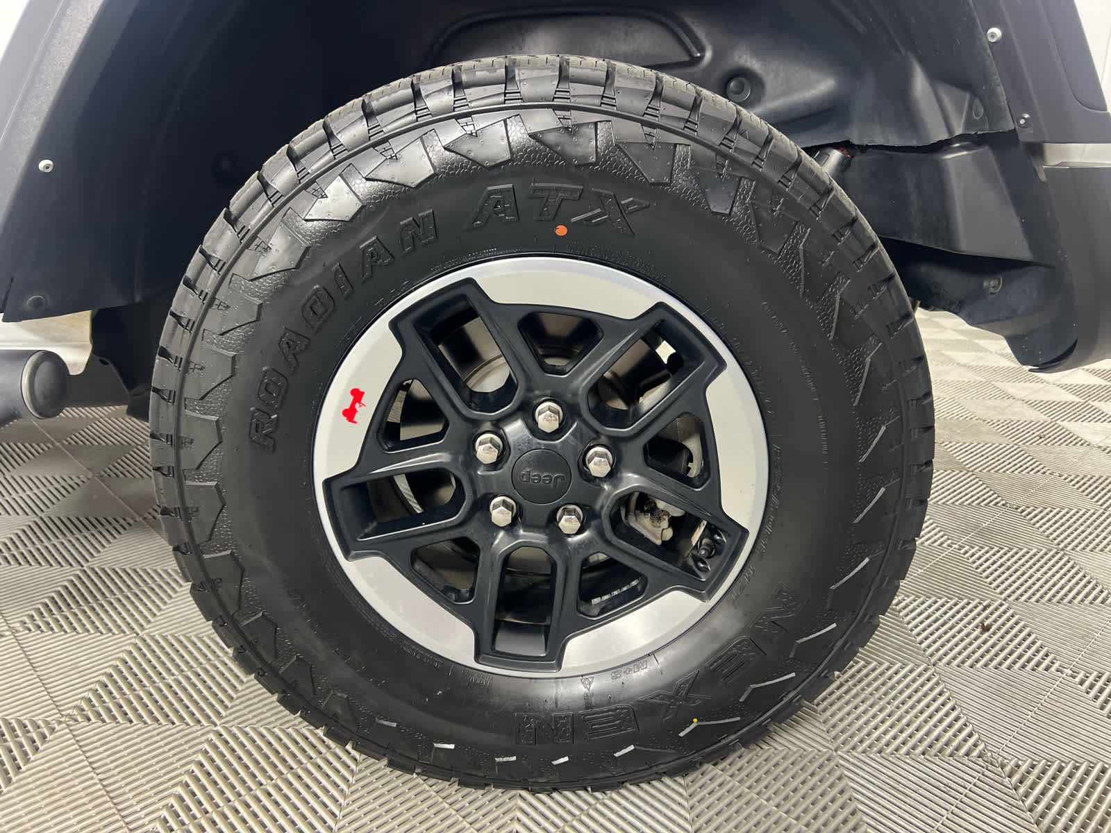 Used 2021 Jeep Wrangler Unlimited Rubicon AWD/4WD image 18