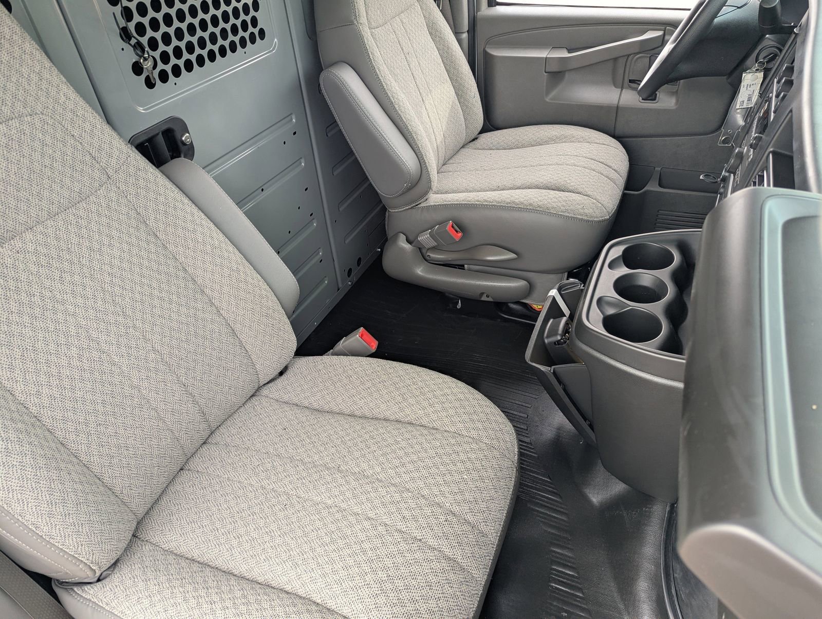 New 2026 Chevrolet Express 2500 w/ Driver Convenience Package RWD image 11