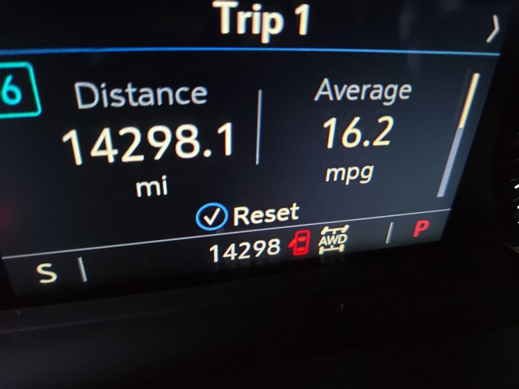 Certified 2024 Cadillac XT6 Premium Luxury image 14