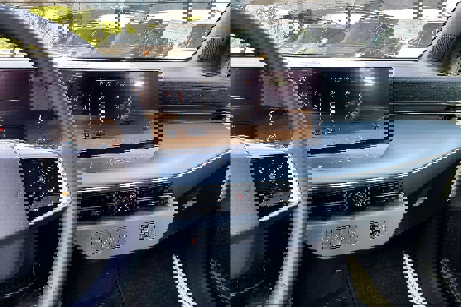 New 2026 Nissan Leaf SV+ w/ Floor Mat Package (SV+) image 6