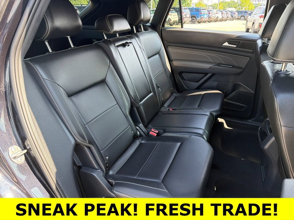 Certified 2023 Volkswagen Atlas Cross Sport SE w/ Black Wheel Package AWD/4WD image 23