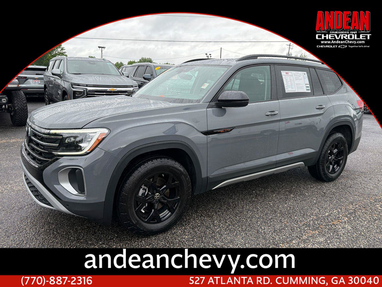 Used 2025 Volkswagen Atlas Peak Edition SE AWD/4WD image 1