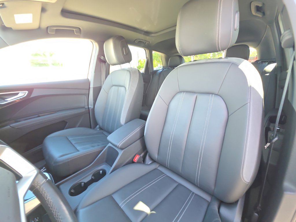 Used 2024 Audi Q4 e-tron Premium Plus w/ Premium Plus AWD/4WD image 11