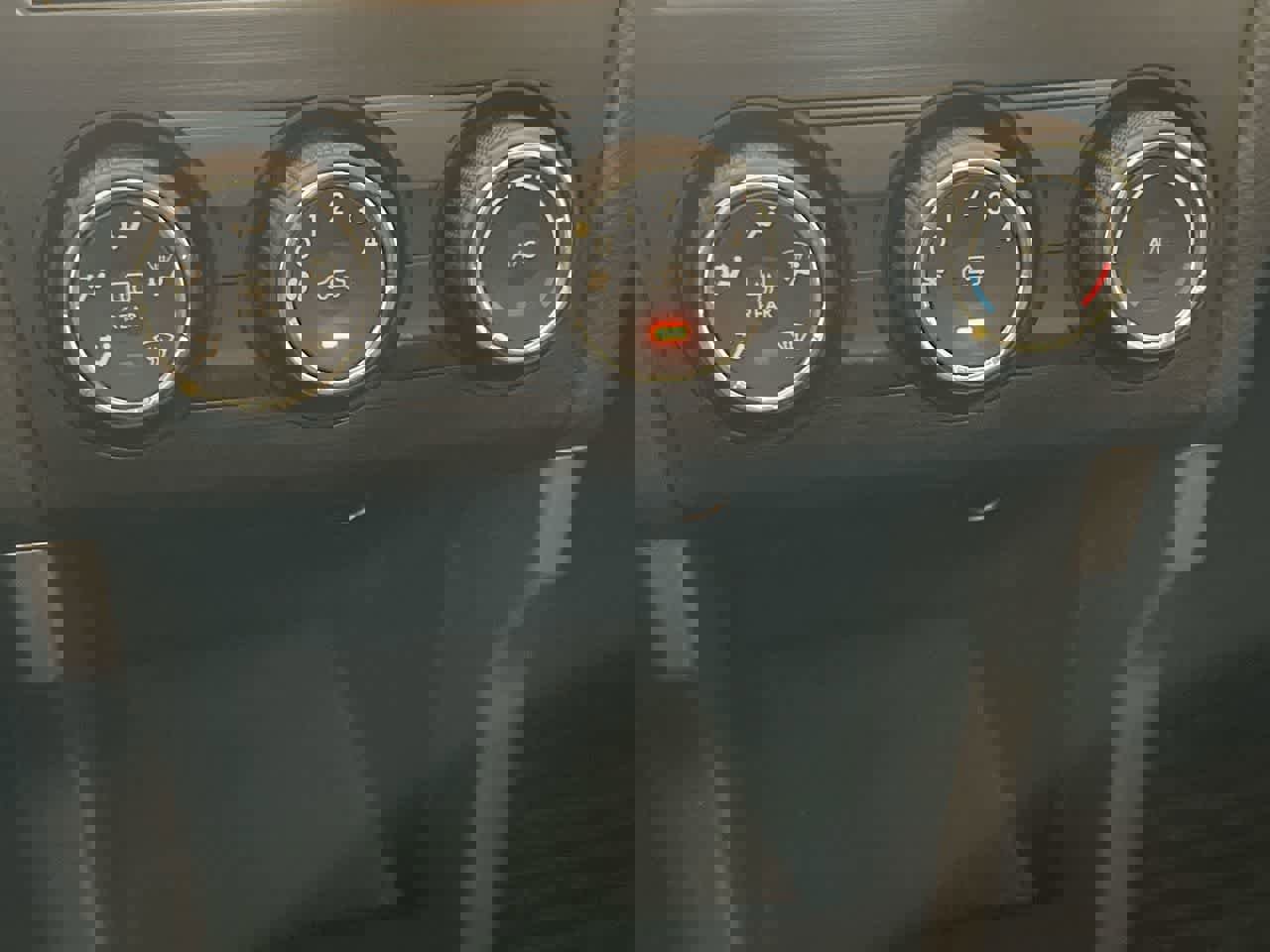 Used 2015 Subaru Forester 2.5i Premium image 18