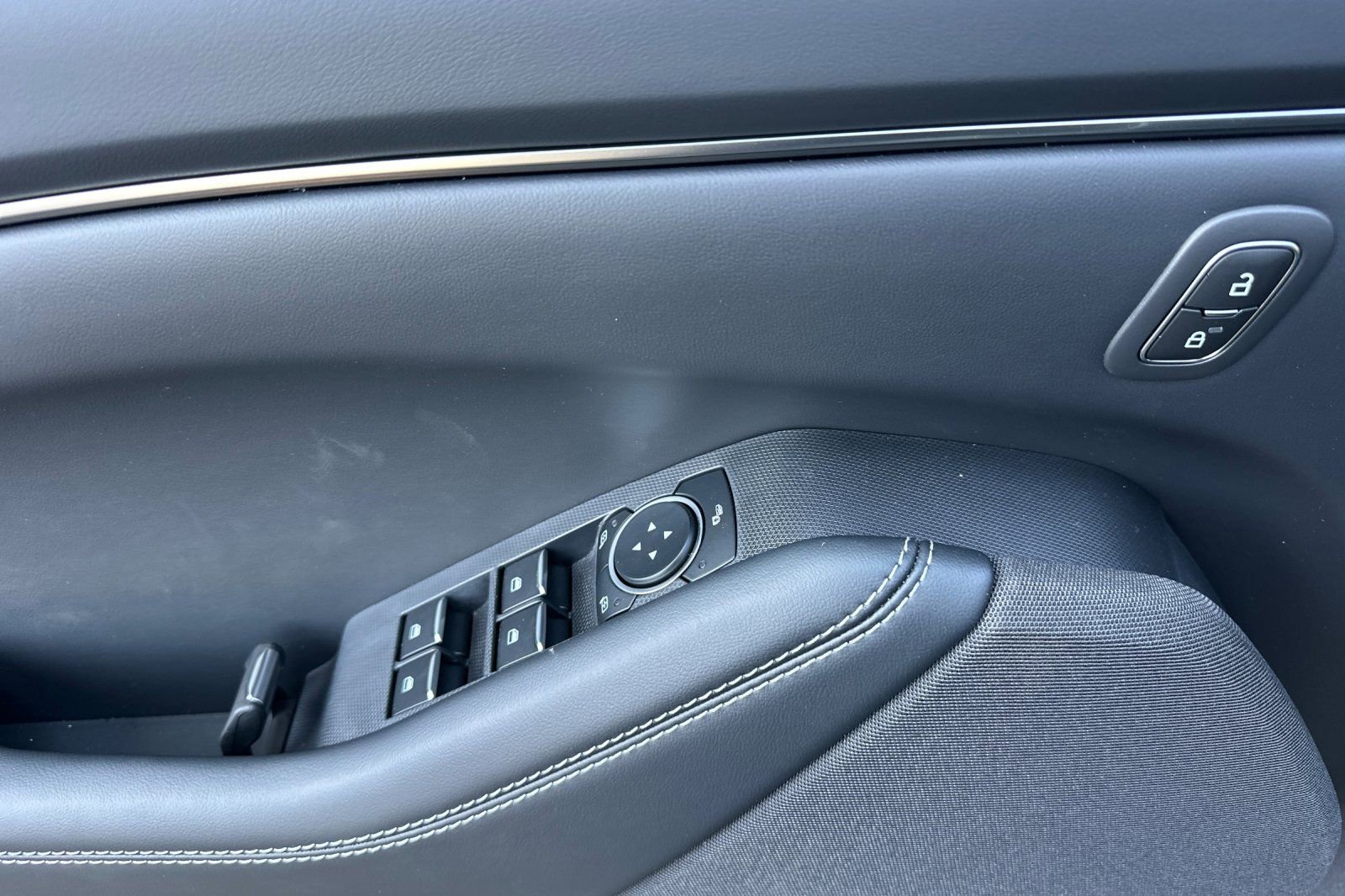 New 2026 Ford Mustang Mach-E Select image 10