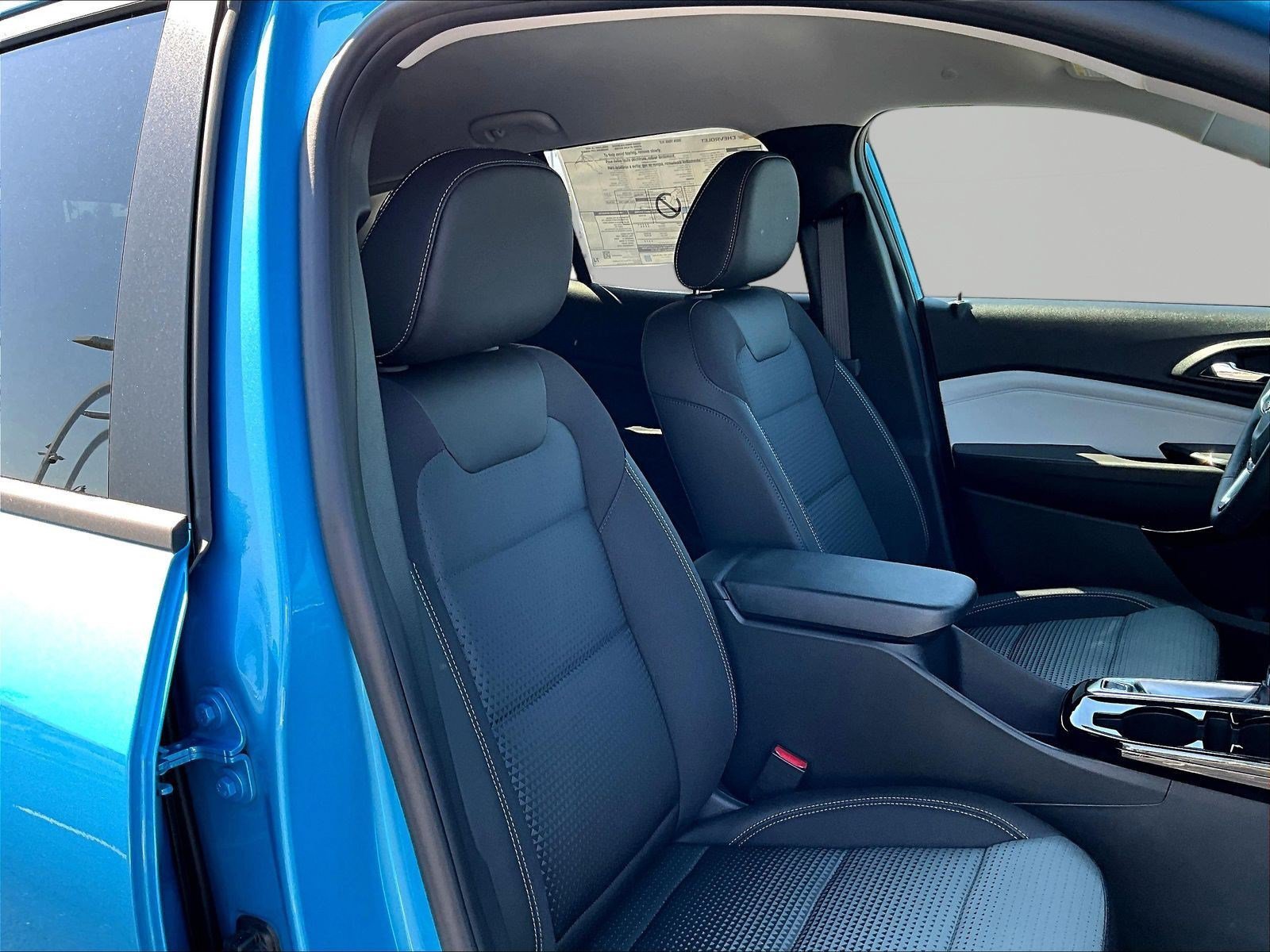 New 2026 Chevrolet Trax LT w/ Driver Confidence Package FWD image 19