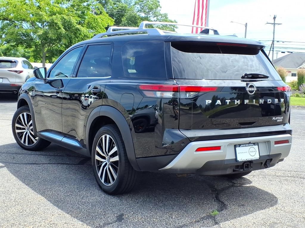 Certified 2023 Nissan Pathfinder Platinum w/ Cargo Package AWD/4WD image 5
