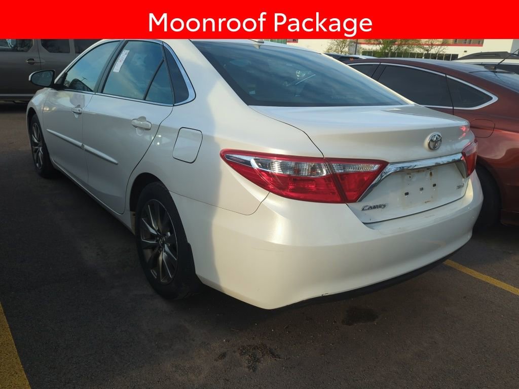 Used 2017 Toyota Camry XLE image 4