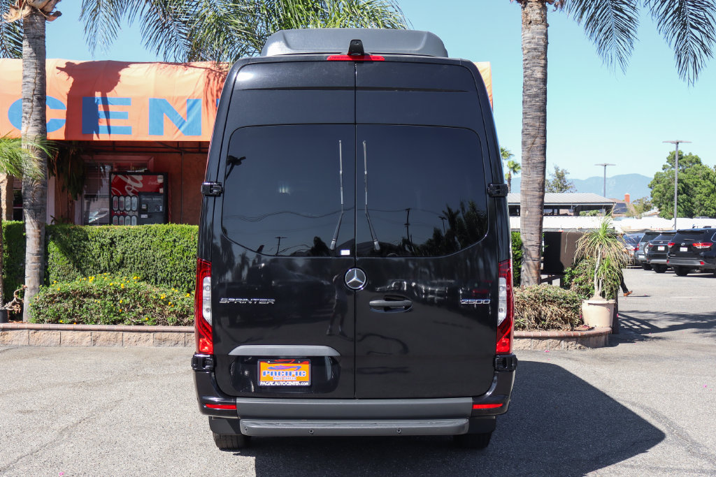 Used 2023 Mercedes-Benz Sprinter 2500 image 7