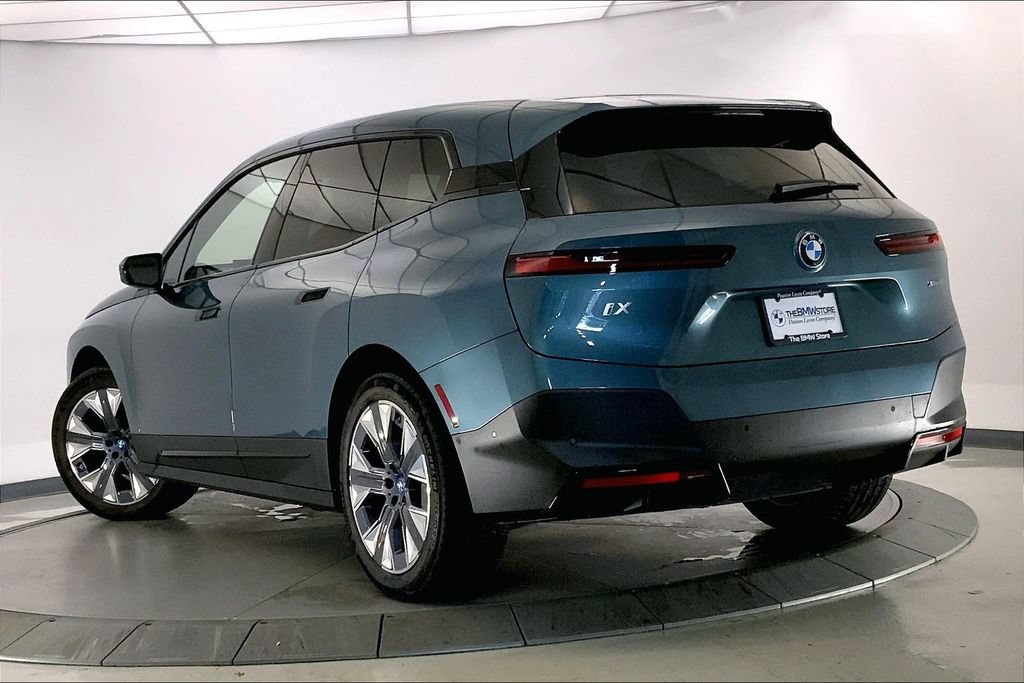 Certified 2024 BMW iX xDrive50 AWD/4WD image 9