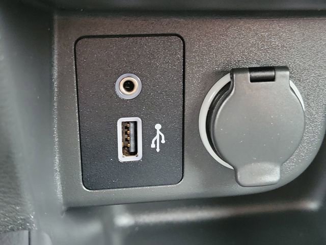 Used 2023 Nissan Kicks S image 14