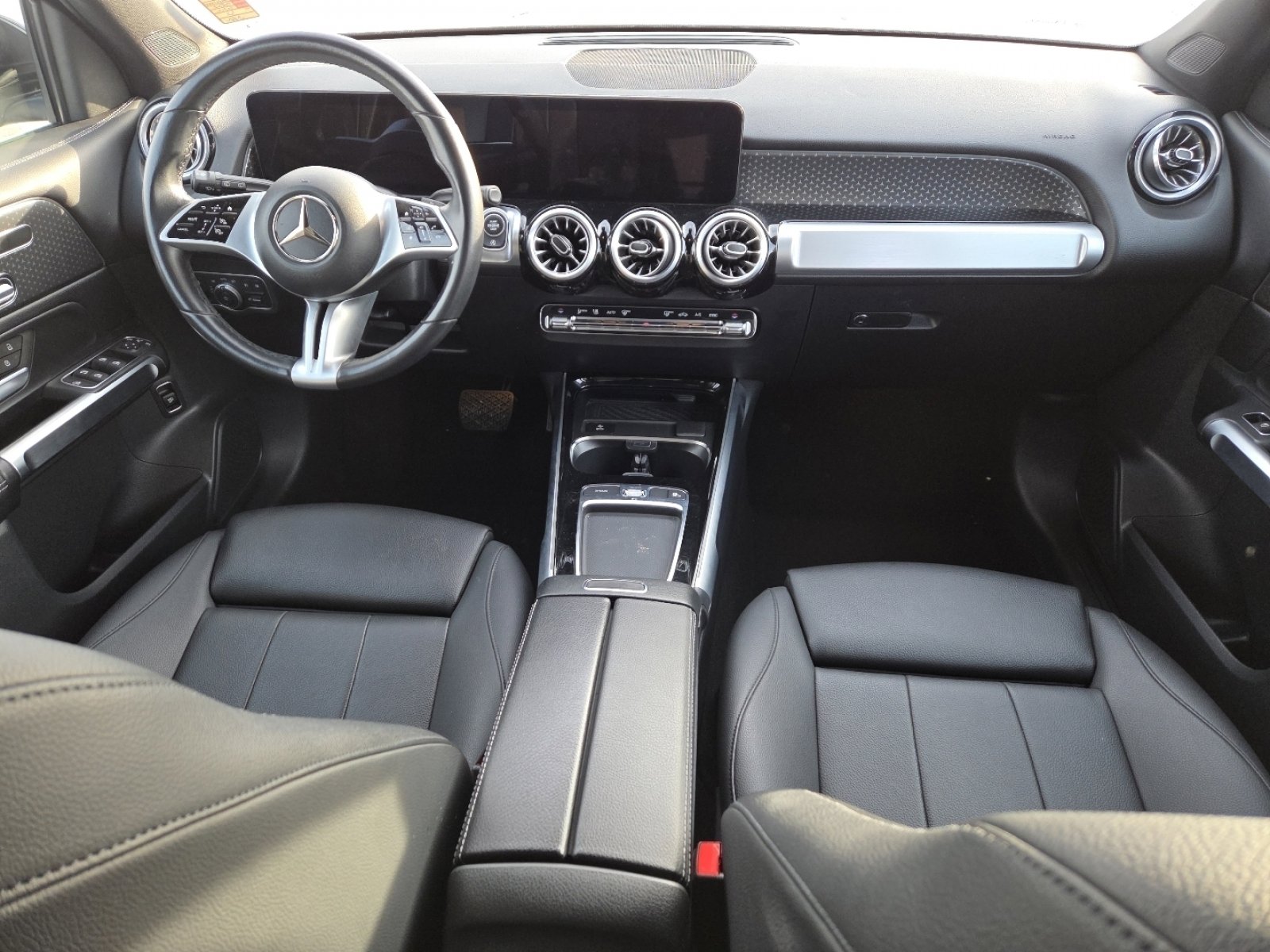 Used 2024 Mercedes-Benz GLB 250 image 20