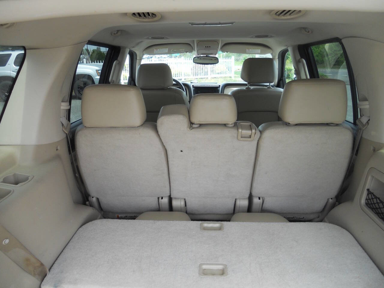 Used 2005 Lincoln Aviator AWD image 30