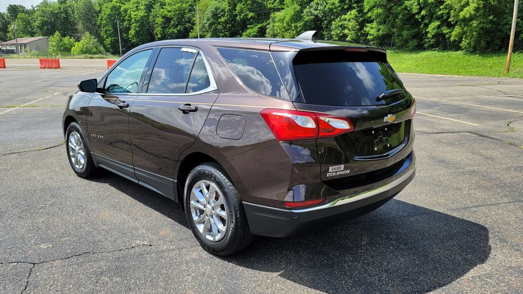 Used 2020 Chevrolet Equinox LT w/ Driver Convenience Package FWD image 9