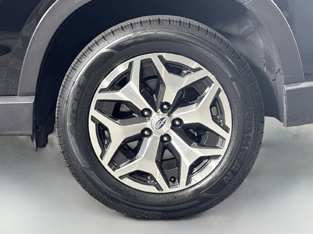Used 2019 Subaru Forester Premium AWD/4WD image 32