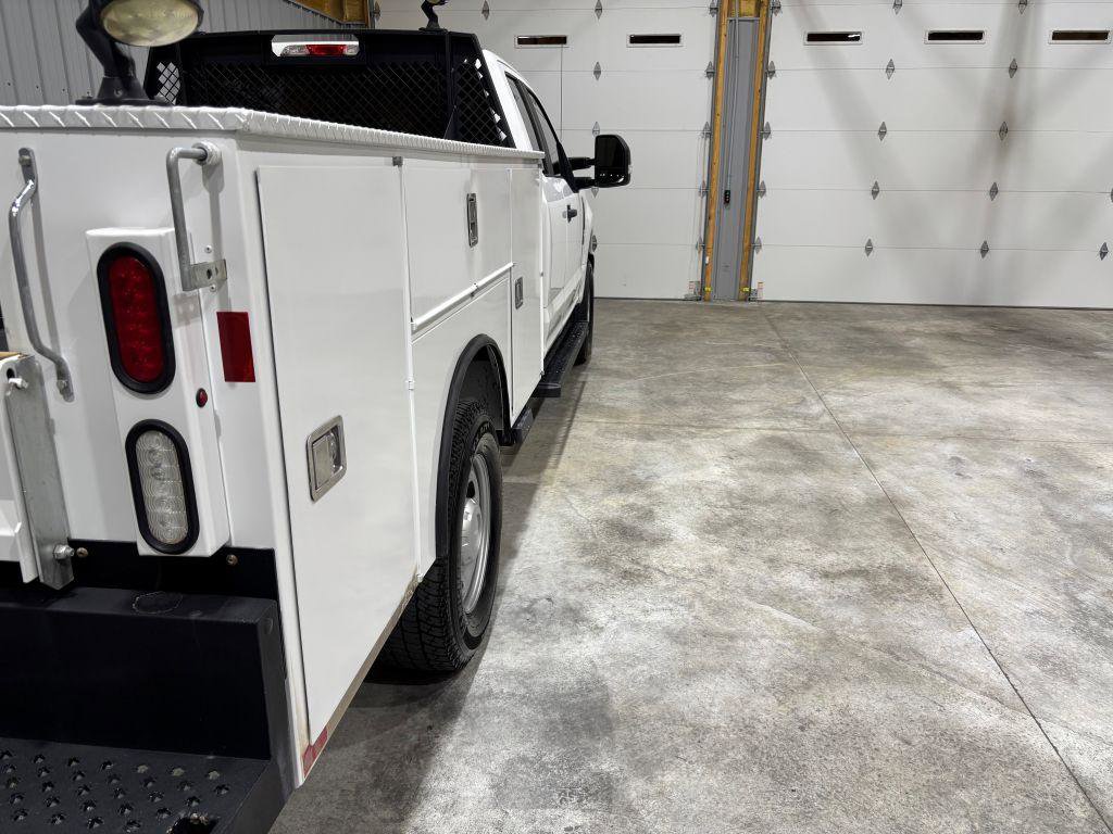 Used 2019 Ford F350 XL w/ Power Equipment Group AWD/4WD image 10