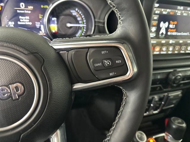 Used 2023 Jeep Wrangler Unlimited Sahara w/ Cold Weather Group image 16