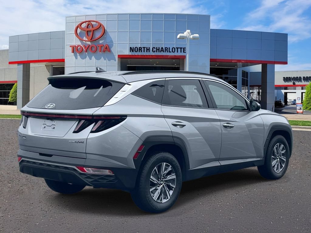 Used 2022 Hyundai Tucson Blue w/ Cargo Package AWD/4WD image 8