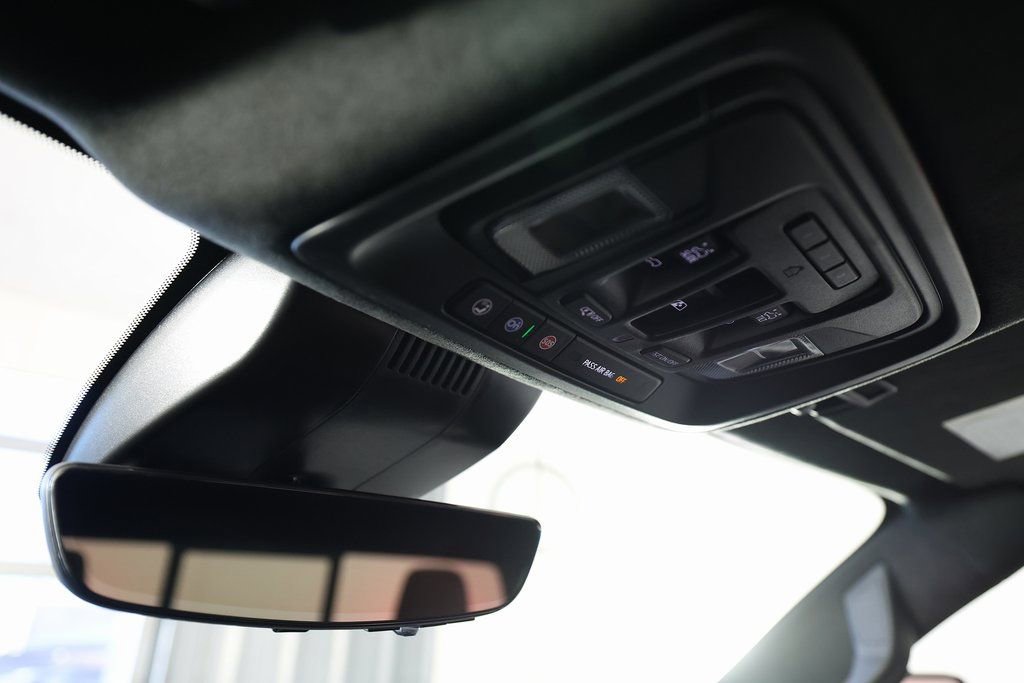 Used 2024 GMC Sierra 3500 Denali Ultimate image 40