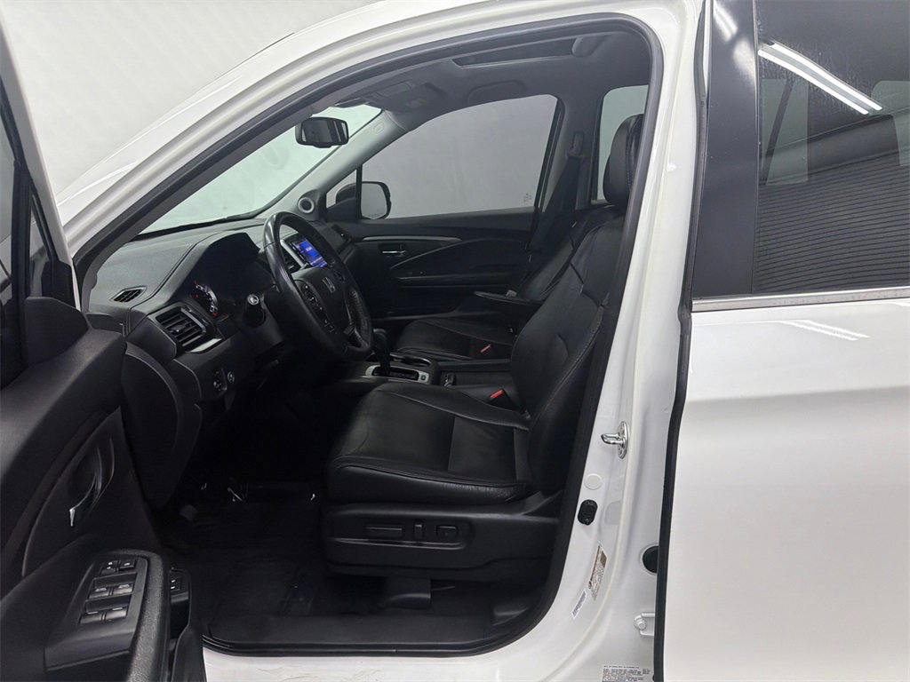 Used 2017 Honda Pilot EX-L image 9