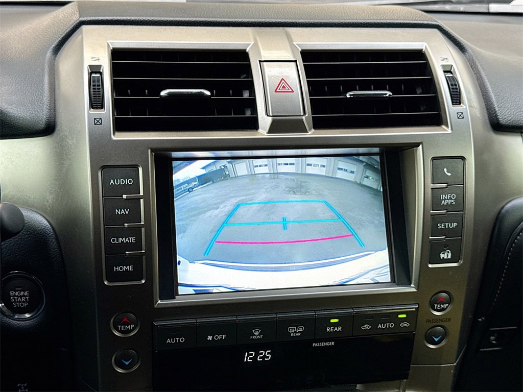 Used 2019 Lexus GX 460 image 23