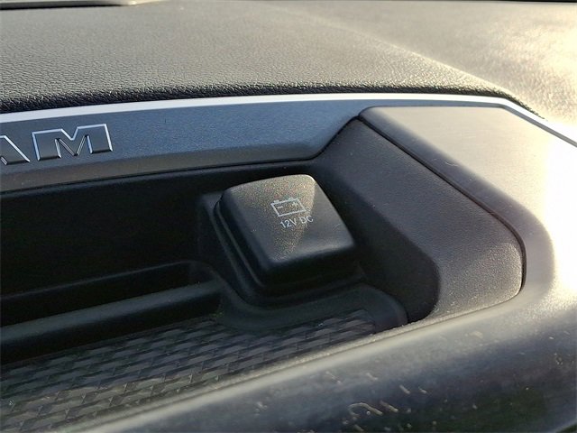 Used 2021 RAM 2500 Big Horn image 28