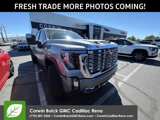 Used 2024 GMC Sierra 2500 Denali AWD/4WD image 3