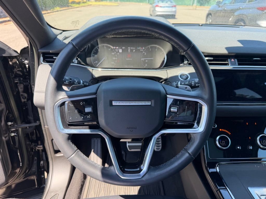 Used 2023 Land Rover Range Rover Evoque R-Dynamic SE AWD/4WD image 19