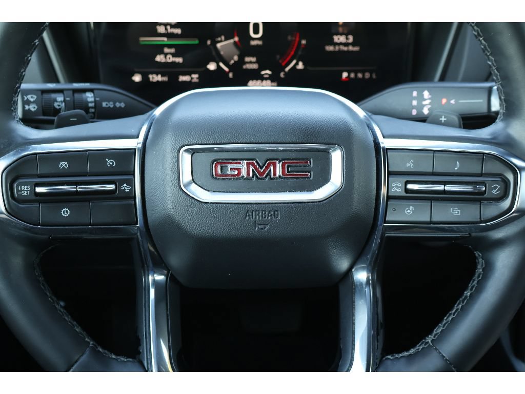 Used 2025 GMC Terrain Elevation AWD/4WD image 32