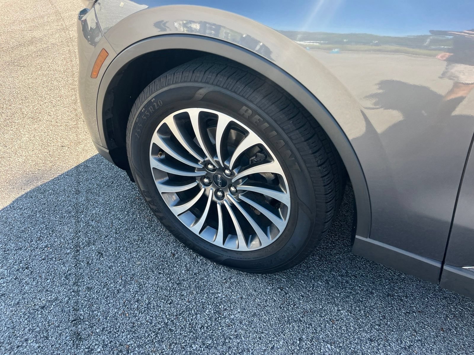 Used 2021 Lincoln Aviator Reserve RWD image 10