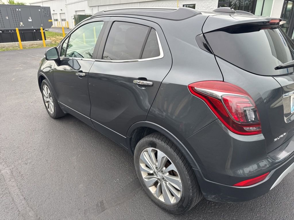Used 2018 Buick Encore Preferred FWD image 4