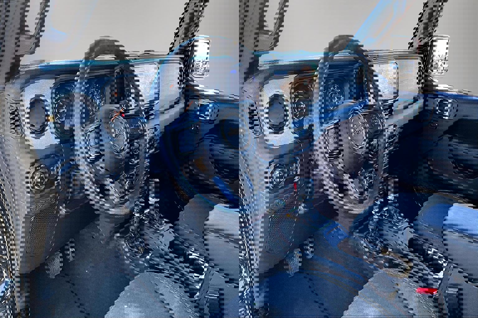 Used 2025 Jeep Gladiator Sport image 18