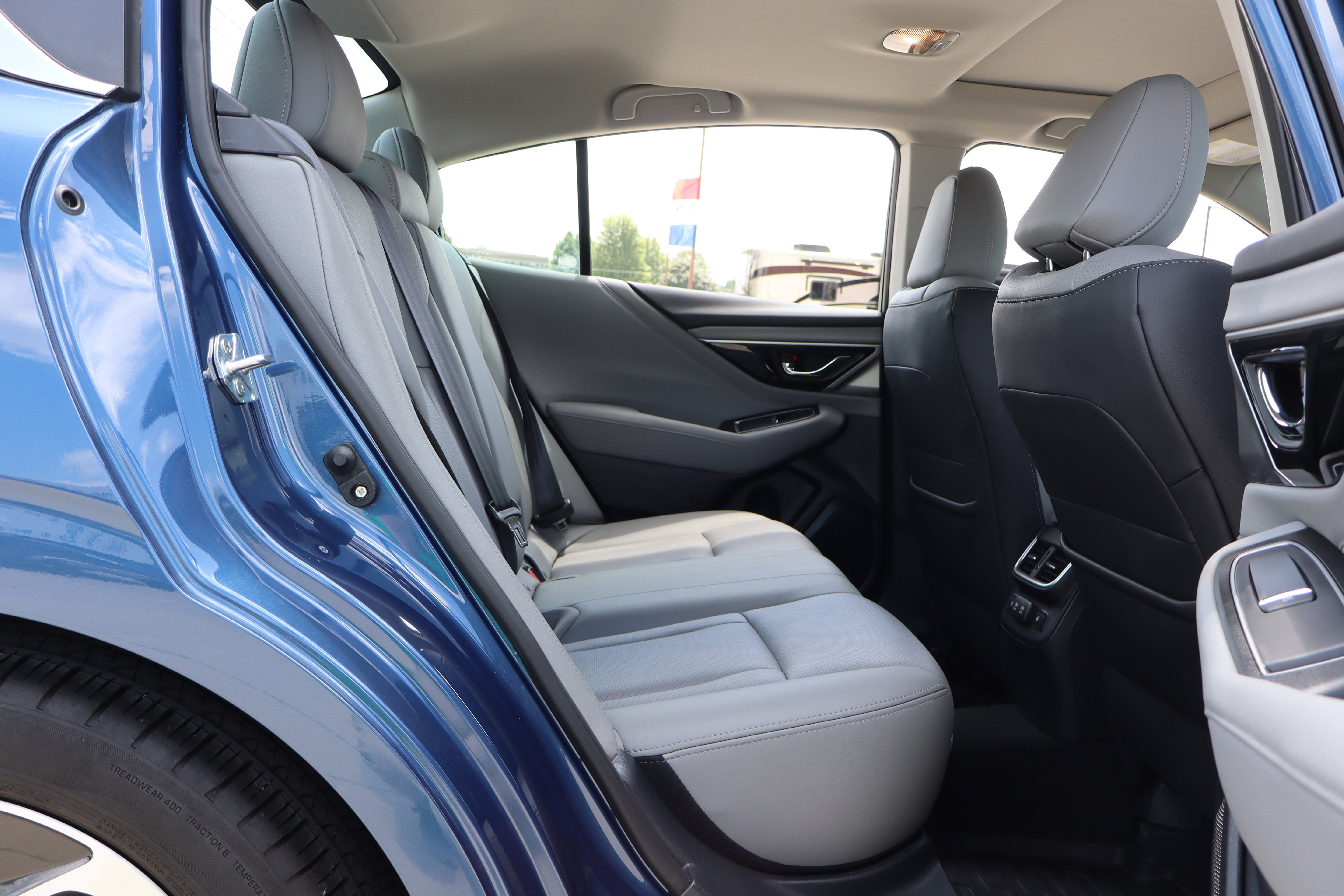 Used 2022 Subaru Legacy Limited image 12