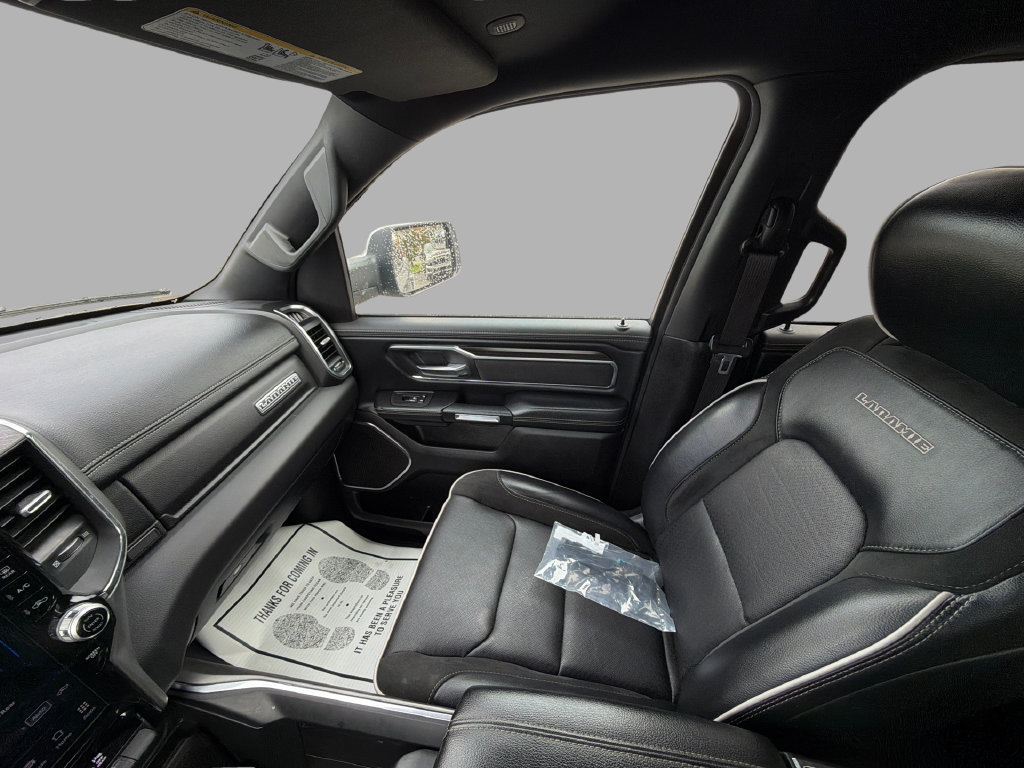 Used 2025 RAM 1500 Laramie AWD/4WD image 24
