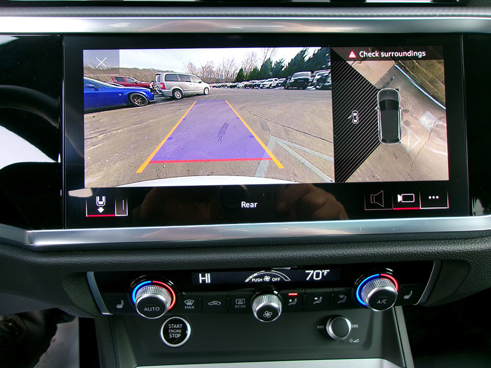 Used 2023 Audi Q3 2.0T Premium Plus w/ Premium Plus Package image 19