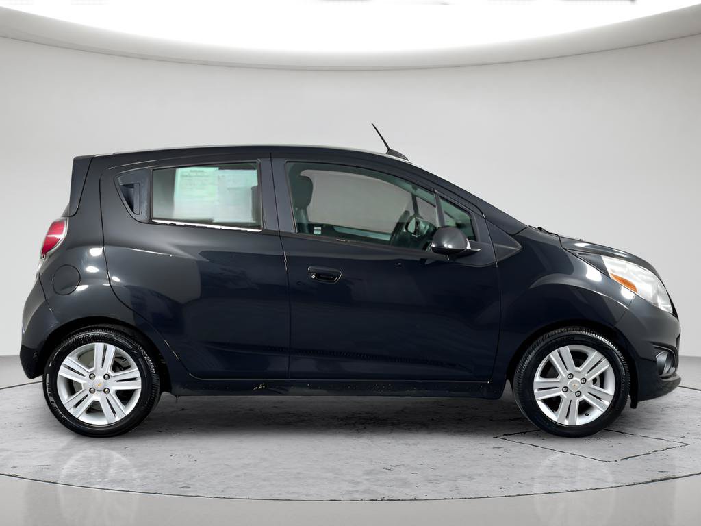 Used 2015 Chevrolet Spark LT FWD image 4