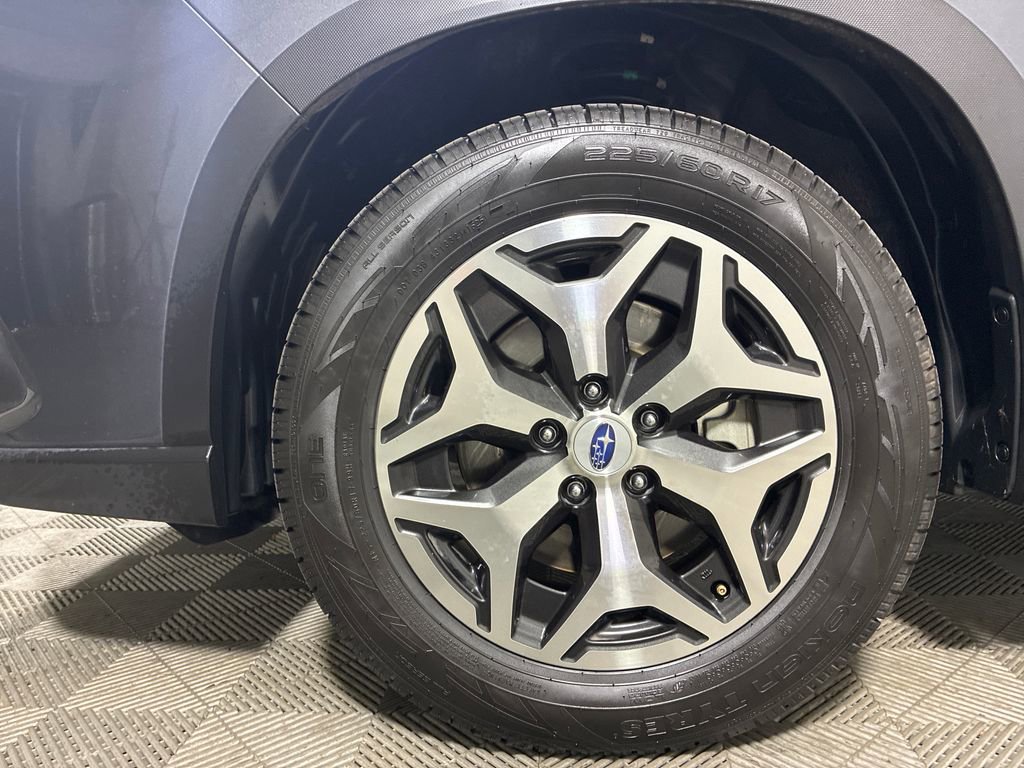 Certified 2022 Subaru Forester Premium image 32