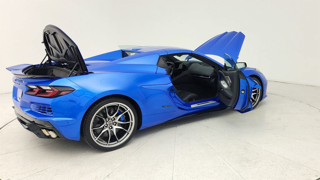 Used 2025 Chevrolet Corvette E-Ray AWD/4WD image 12
