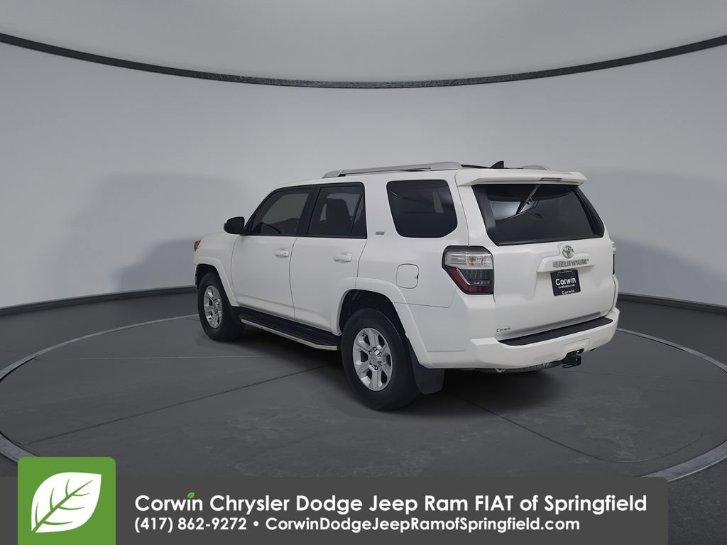 Used 2018 Toyota 4Runner SR5 RWD image 11