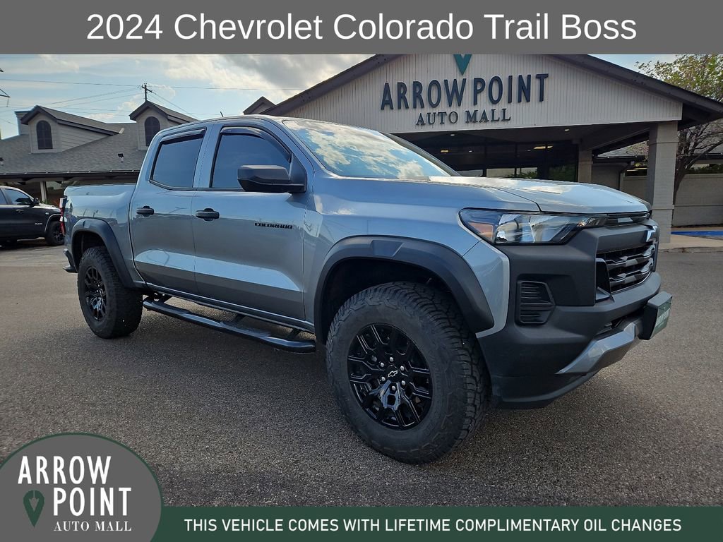 Used 2024 Chevrolet Colorado Trail Boss w/ Advanced Trailering Package image 1