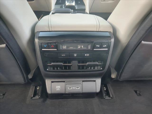 Used 2024 Acura MDX w/ Technology Package AWD/4WD image 19
