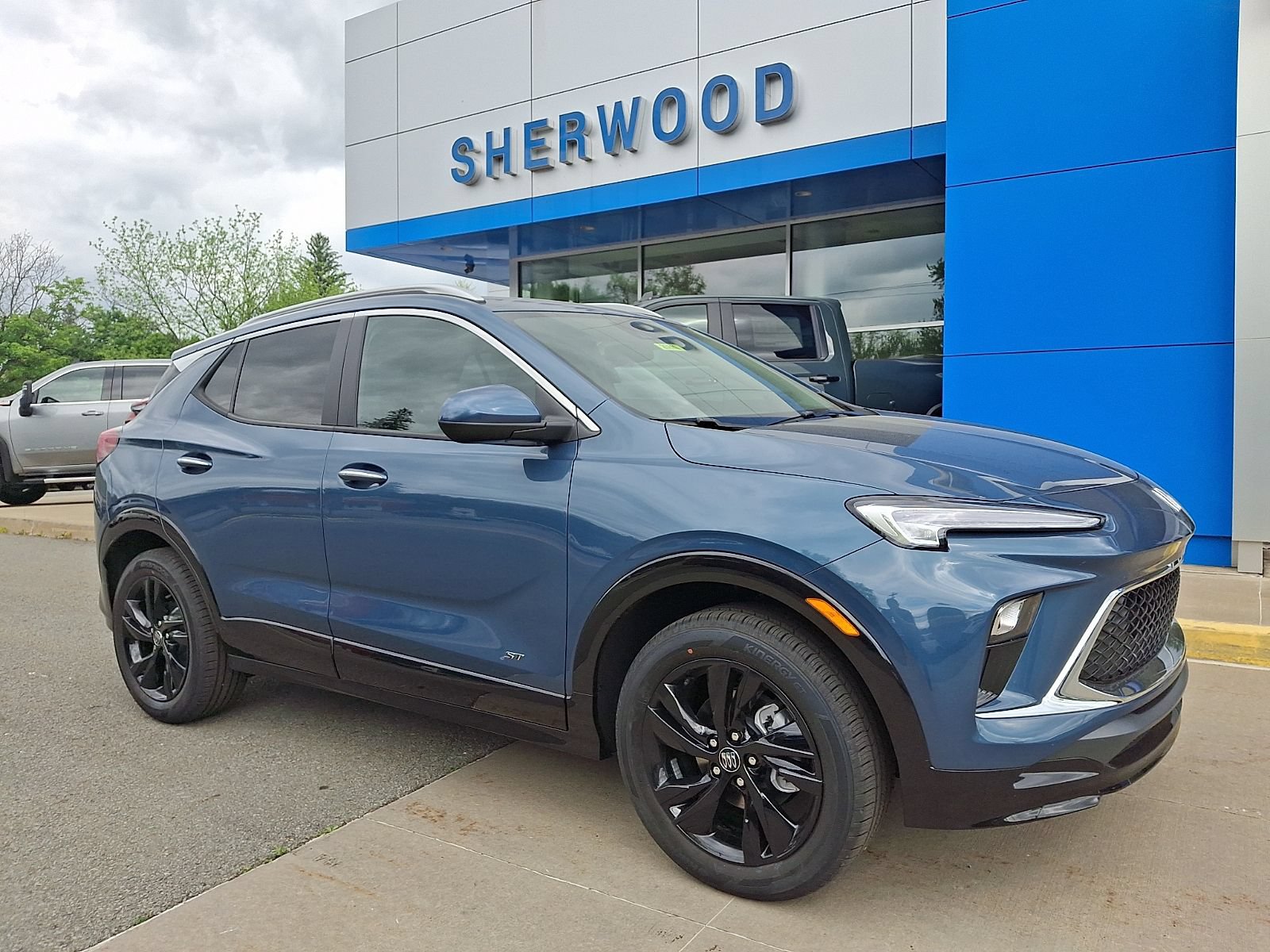 New 2026 Buick Encore GX Sport Touring w/ Comfort Package AWD/4WD image 1