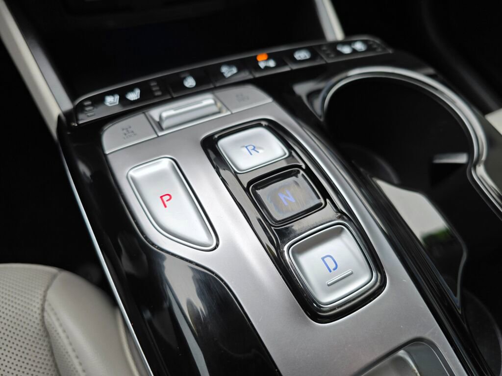 Used 2024 Hyundai Tucson Limited image 30
