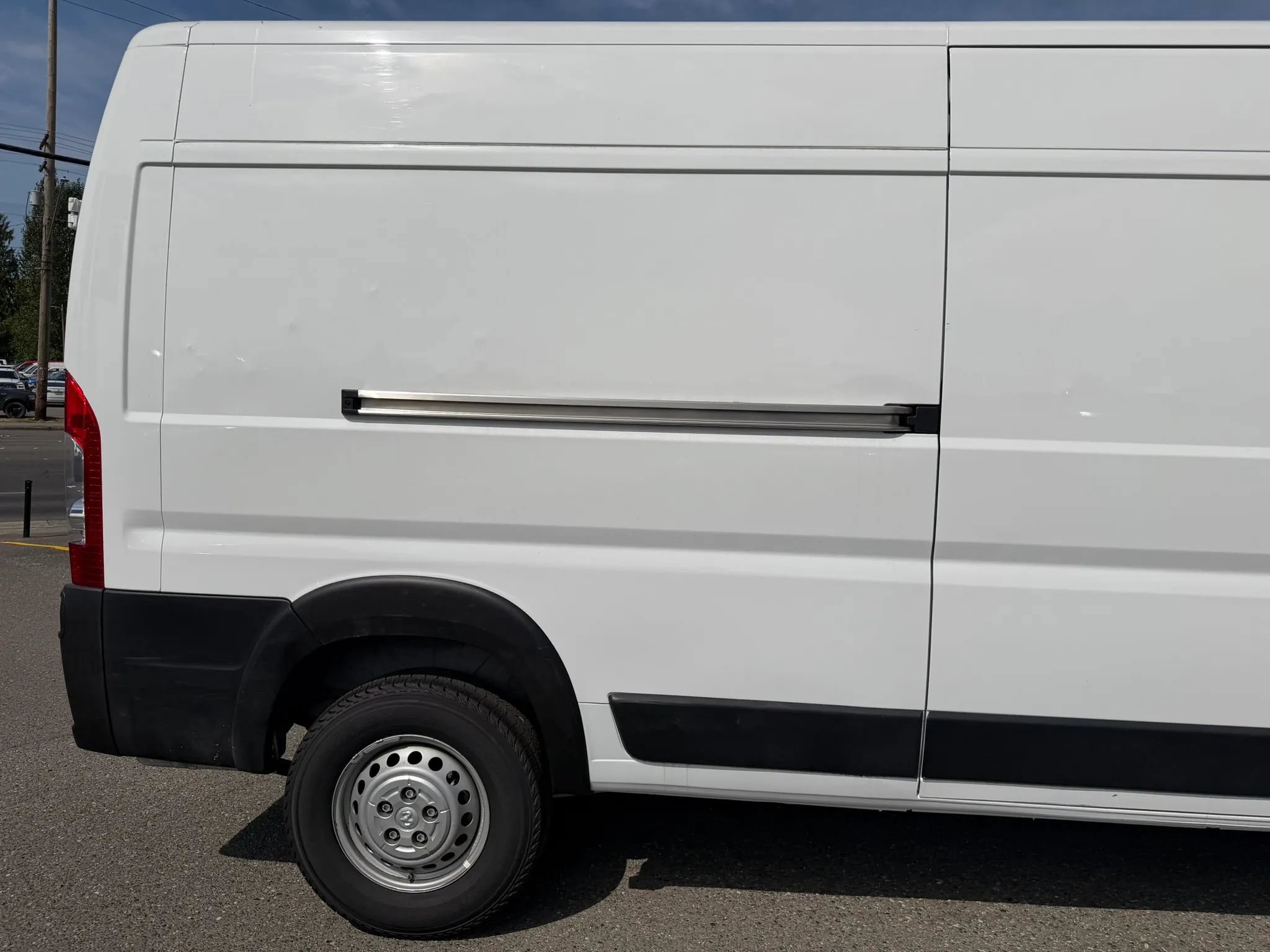 Used 2025 RAM ProMaster 3500 w/ Convenience Group FWD image 5