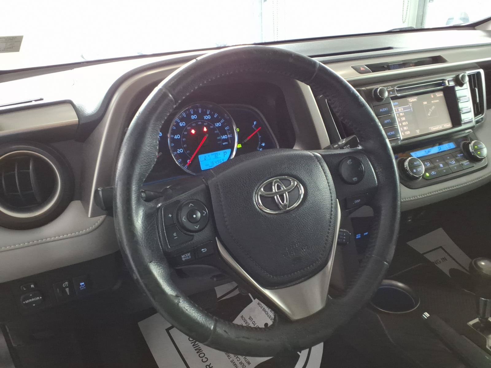 Used 2015 Toyota RAV4 Limited AWD/4WD image 11