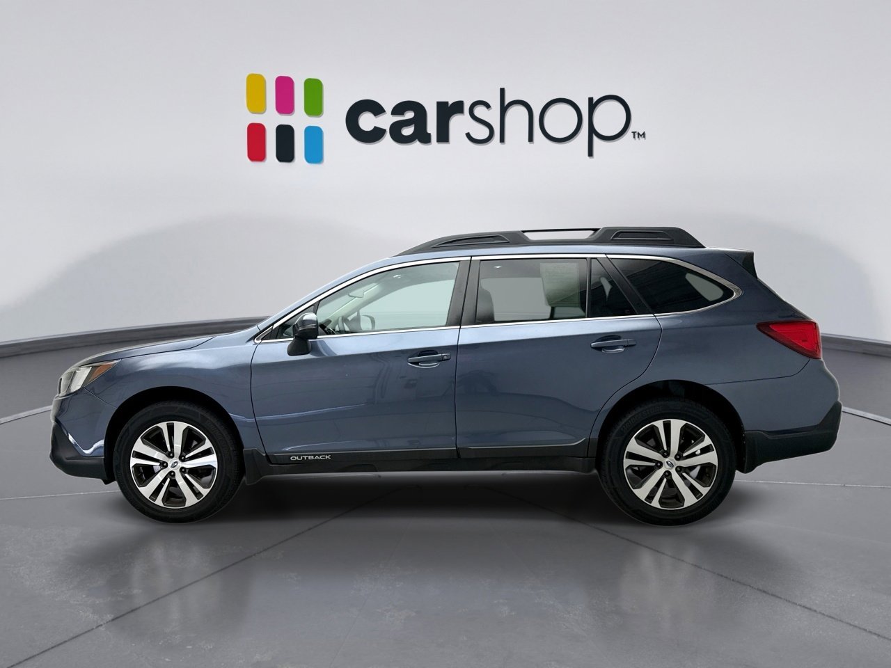 Used 2018 Subaru Outback 3.6R Limited image 2