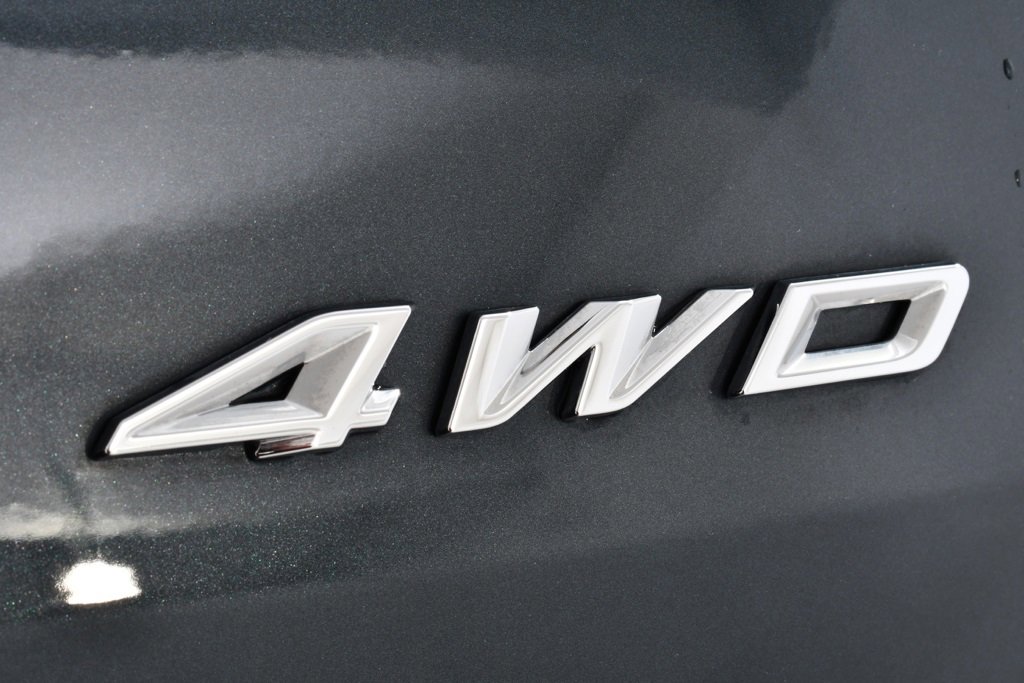 Used 2022 Ford Explorer XLT w/ Equipment Group 202A image 22