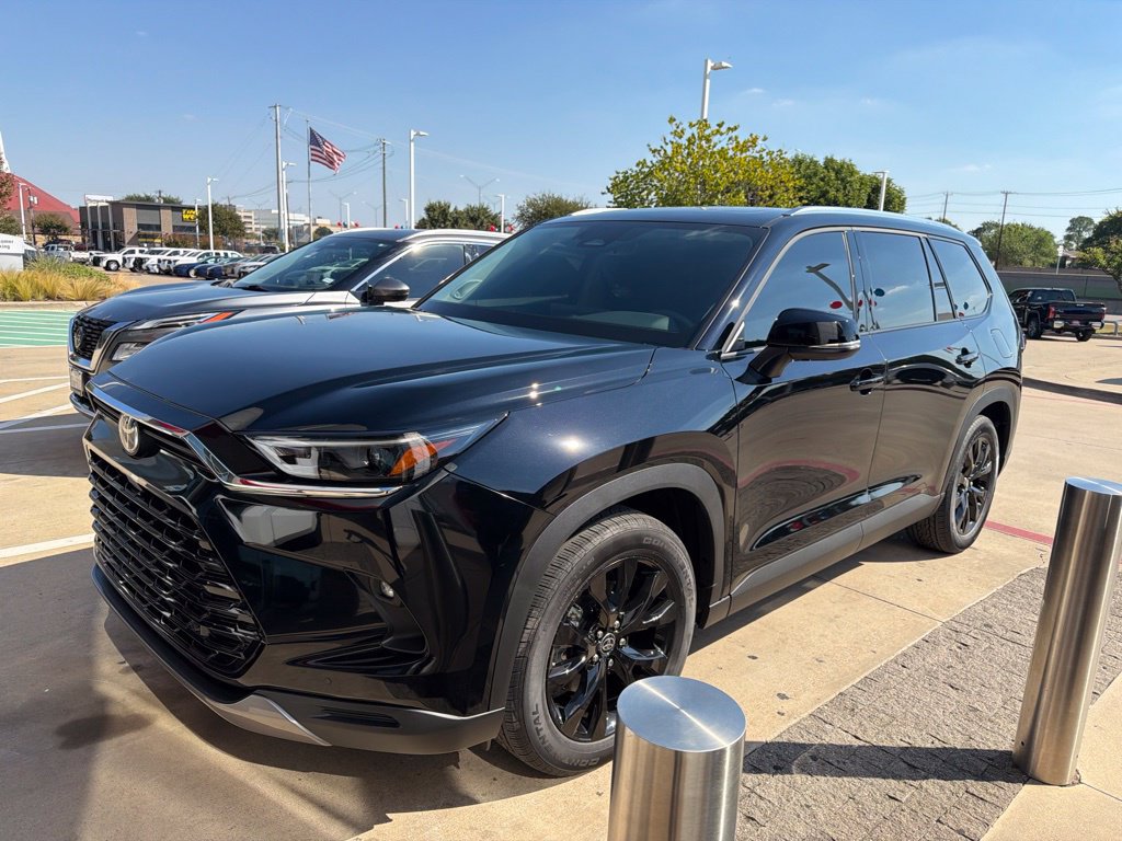 Used 2026 Toyota Grand Highlander AWD Hybrid image 1