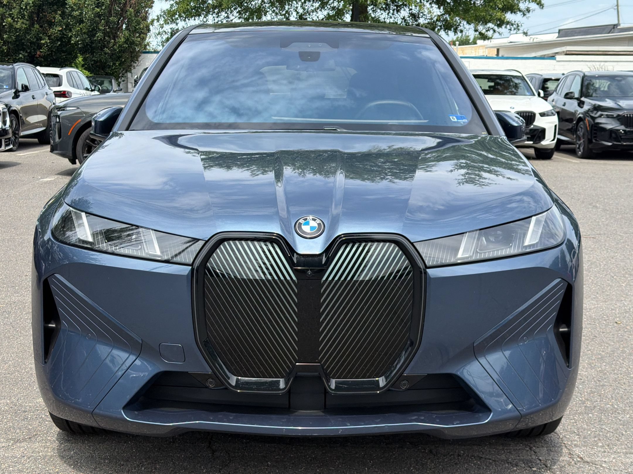 Used 2026 BMW iX xDrive60 AWD/4WD image 6